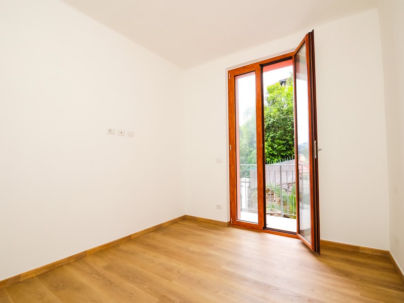 Camera da letto matrimoniale con balcone